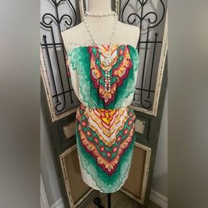 FREE SHIPPING- Auditions dress- L- runs small , fits size 6-8 good.